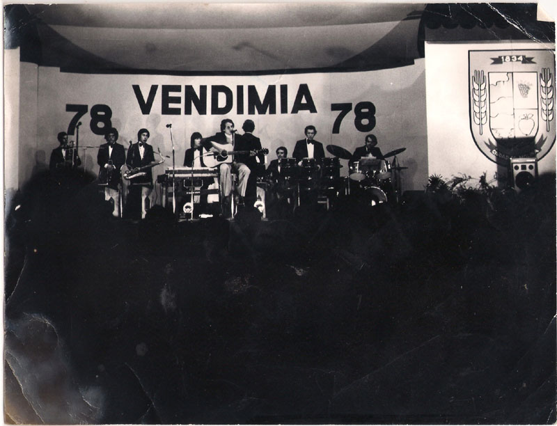 Foto-Poncho--Vendimia-1978